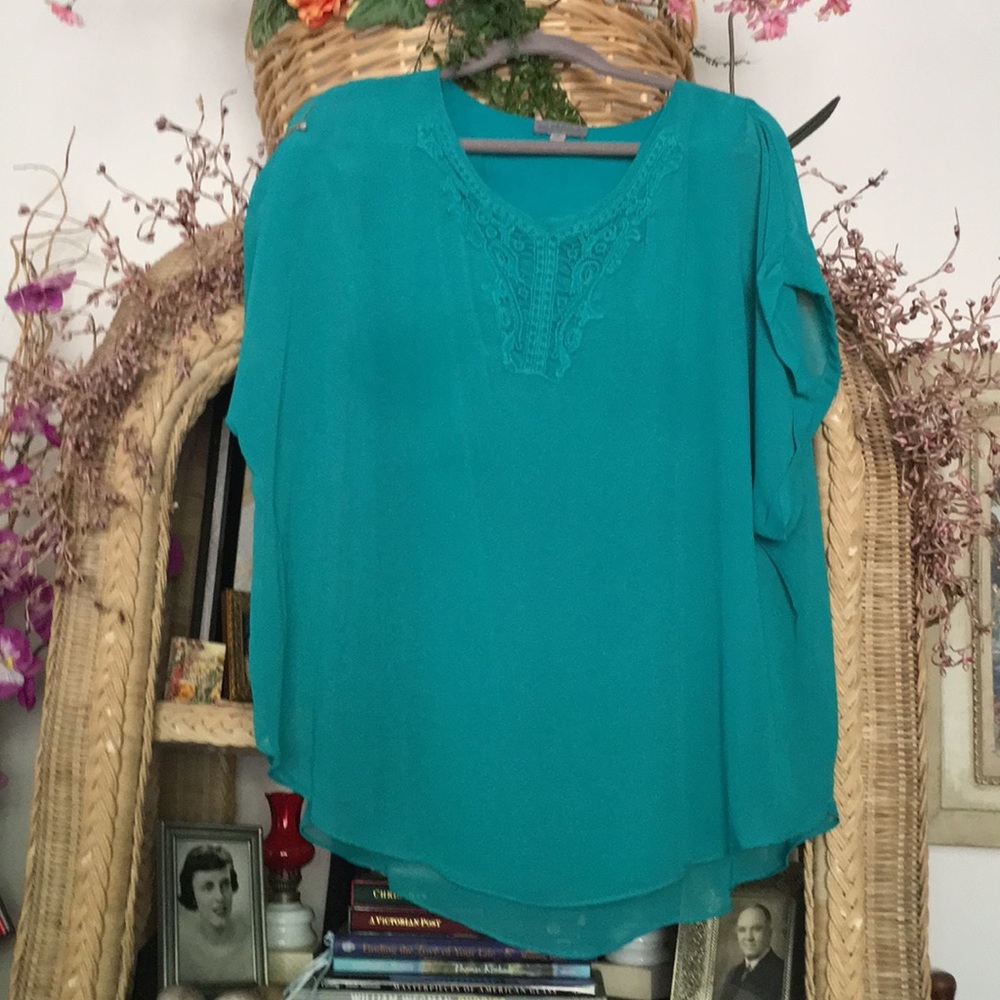 Forest green top fully lined